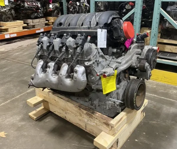 Chevy Suburban 1500 engine 4