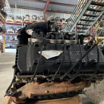 Ford F-350 Super Duty Engine 1