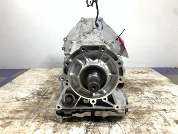 Ford F-350 Super Duty Transmission 3